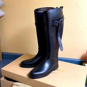 Burberry Rainboot Brain Riding with Belt
